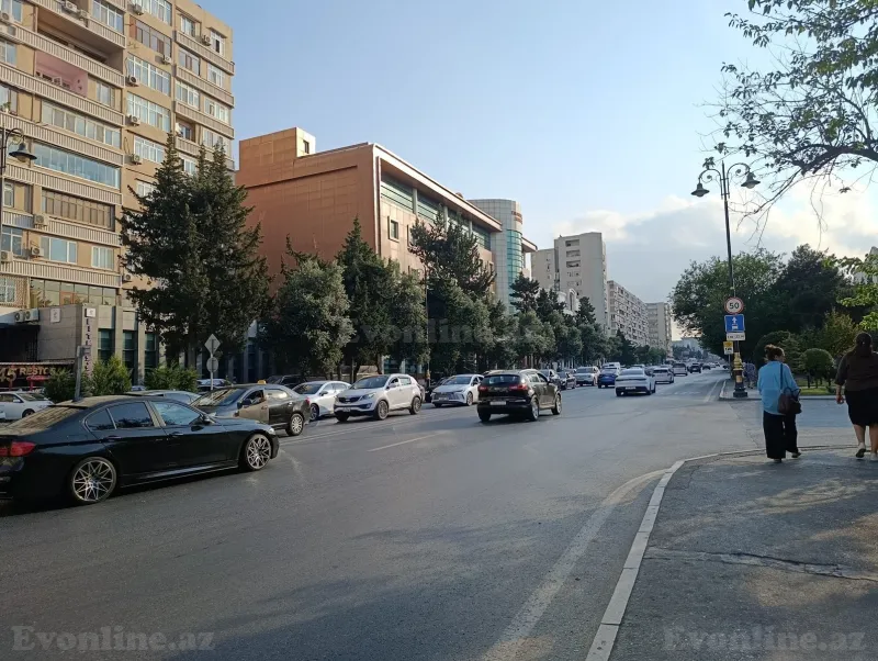 Satılır 3 otaqlı Mənzil Yeni tikili 133 m² Gənclik m. - şəkil 12