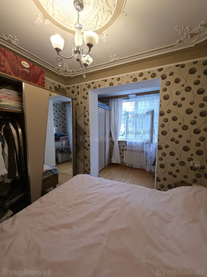 Satılır 3 otaqlı Mənzil Köhnə tikili 75 m² Bakıxanov - şəkil 5