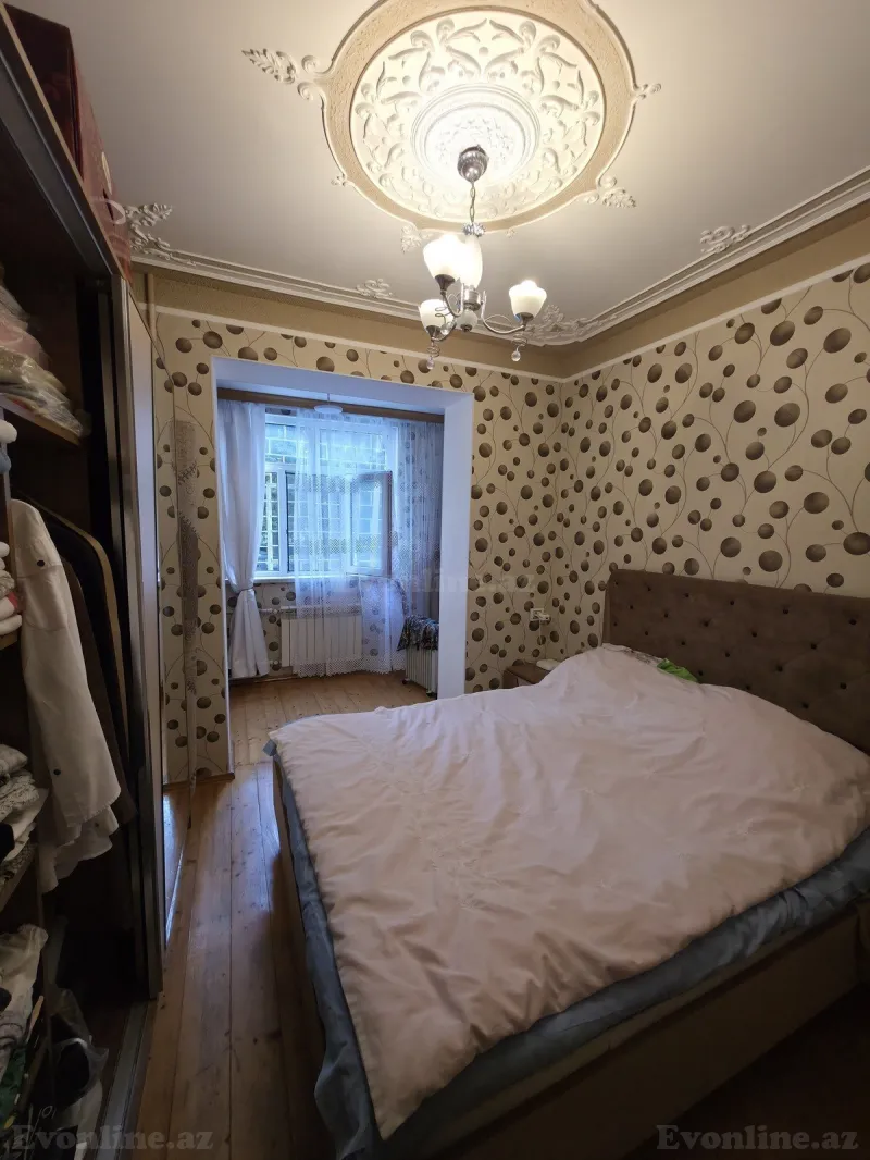 Satılır 3 otaqlı Mənzil Köhnə tikili 75 m² Bakıxanov - şəkil 6