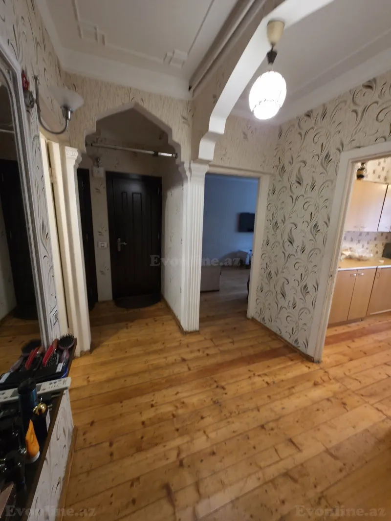 Satılır 3 otaqlı Mənzil Köhnə tikili 75 m² Bakıxanov - şəkil 10