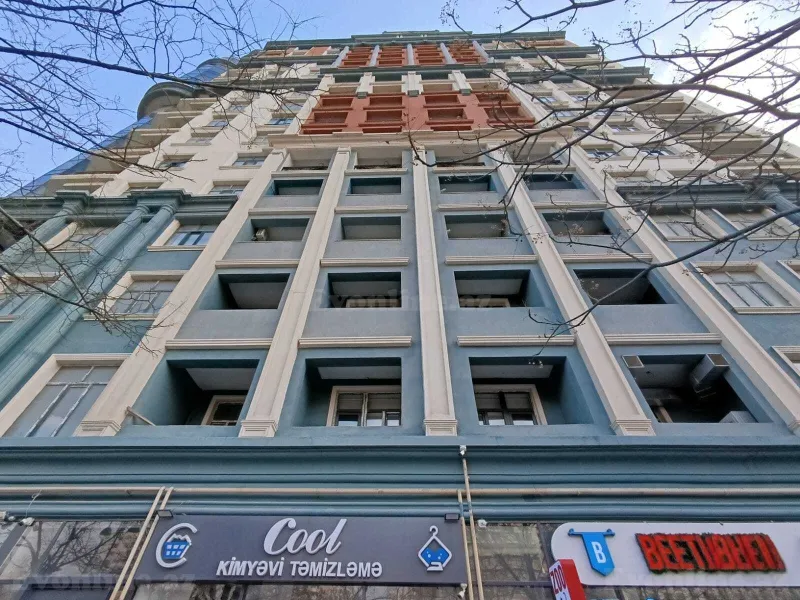 4 otaqlı Mənzil 154 m² Nərimanov r. Satılır