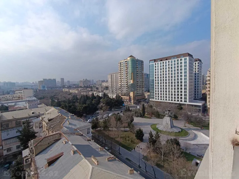 Satılır 4 otaqlı Mənzil Yeni tikili 154 m² Nərimanov r. - şəkil 13