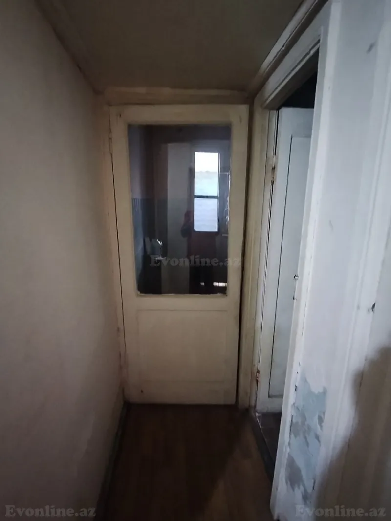 Satılır 2 otaqlı Mənzil Köhnə tikili 60 m² Əmircan