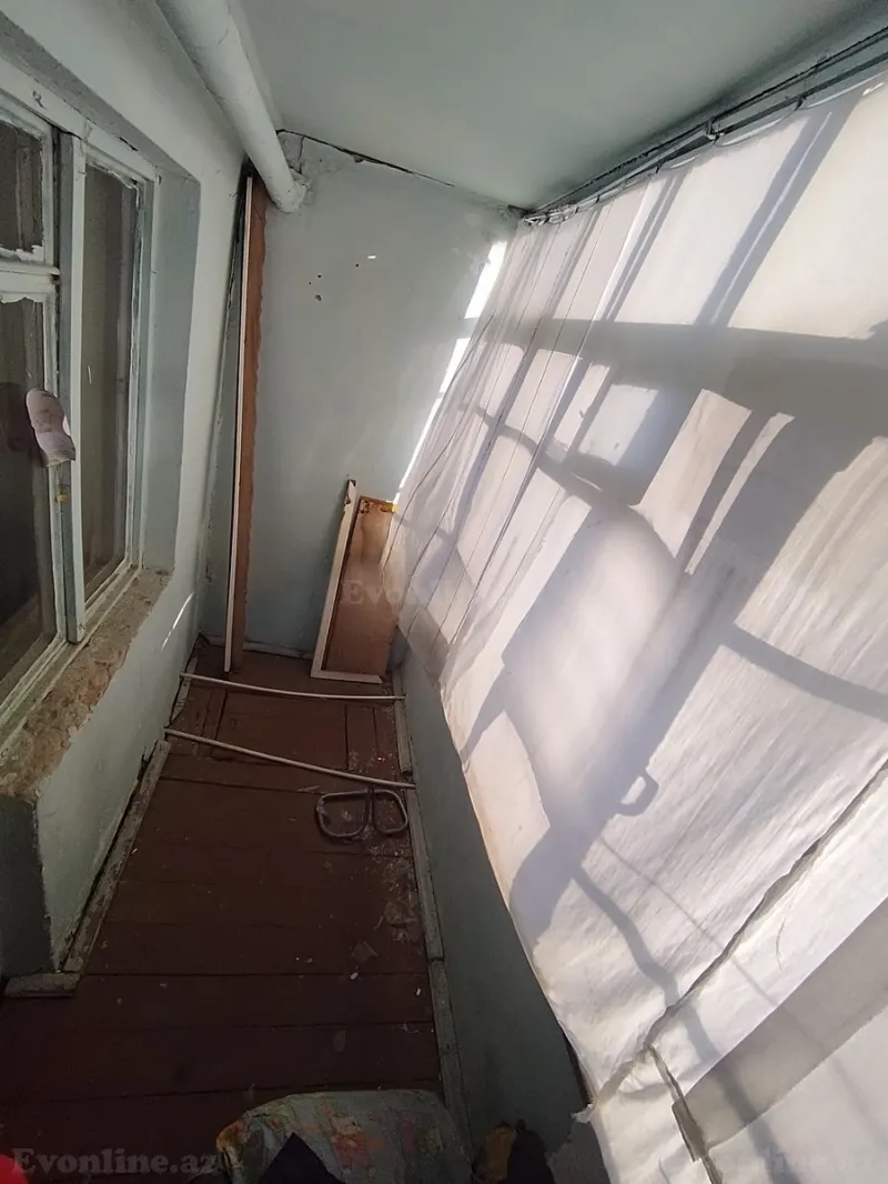 Satılır 2 otaqlı Mənzil Köhnə tikili 60 m² Əmircan - şəkil 12