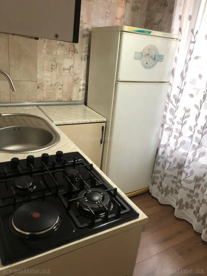 Kirayə verilir 2 otaqlı Mənzil Köhnə tikili 55 m² Yasamal - şəkil 4