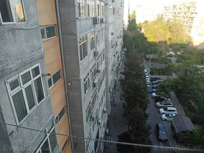 Satılır 3 otaqlı Mənzil Köhnə tikili 76 m² Koroğlu m. - şəkil 16