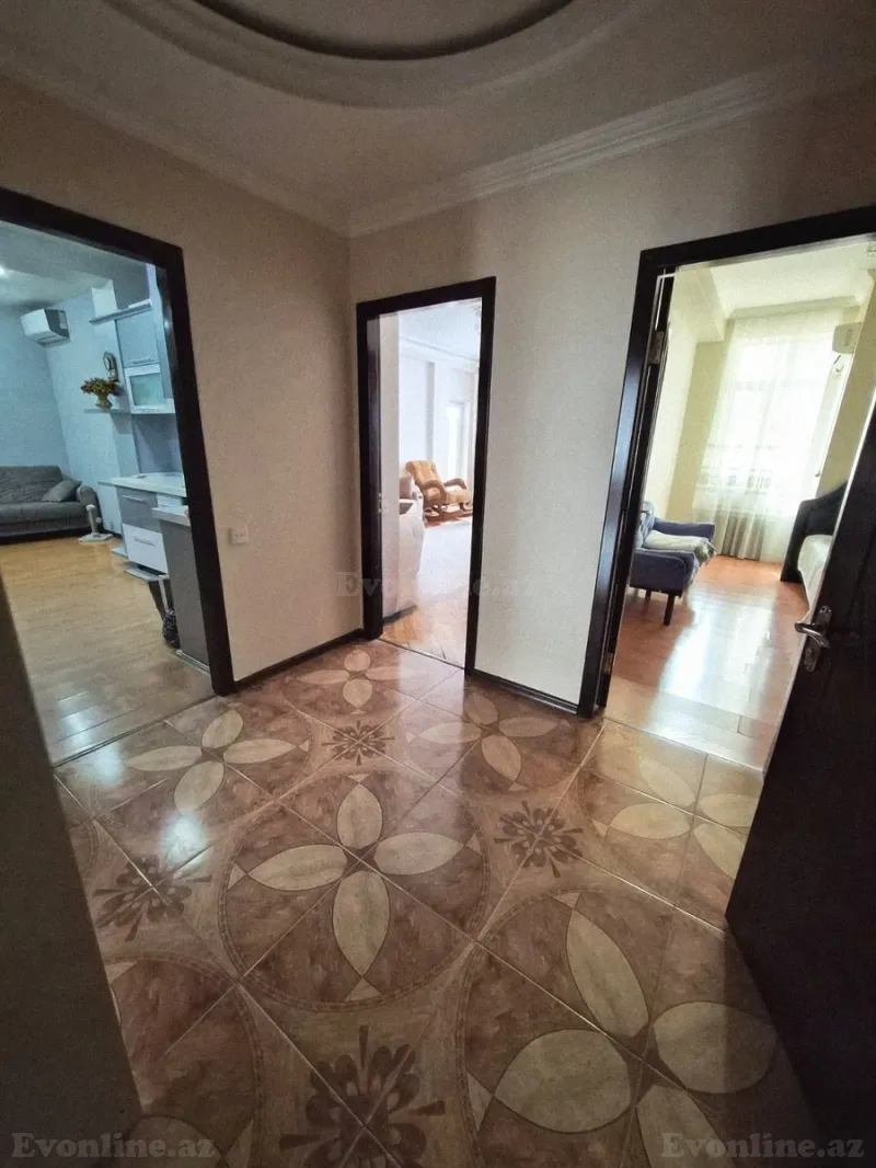 Satılır 3 otaqlı Mənzil Yeni tikili 100 m² Memar Əcəmi m. - şəkil 3