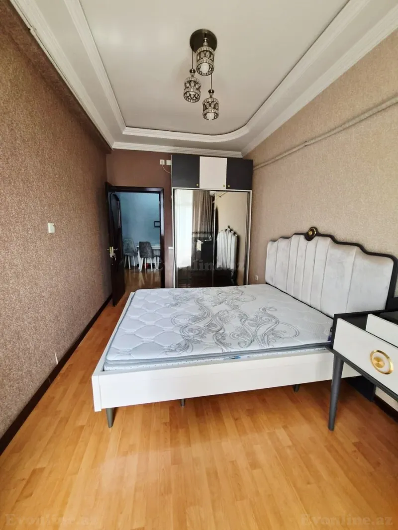 Satılır 3 otaqlı Mənzil Yeni tikili 100 m² Memar Əcəmi m. - şəkil 4
