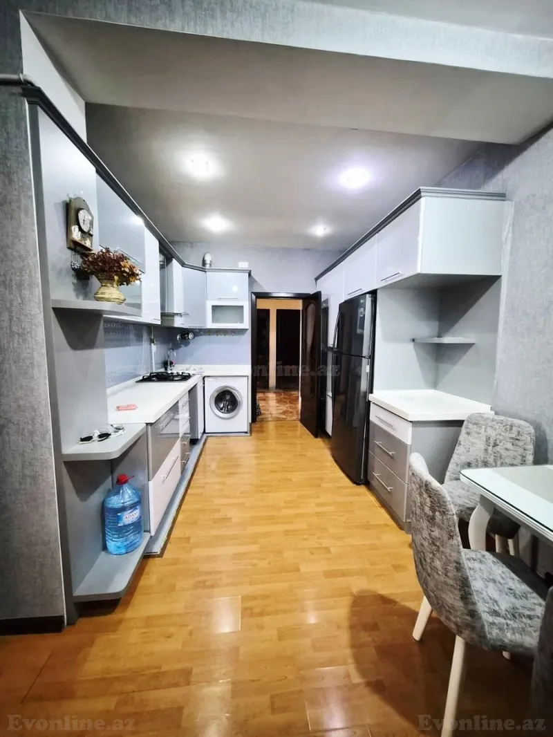 Satılır 3 otaqlı Mənzil Yeni tikili 100 m² Memar Əcəmi m. - şəkil 6