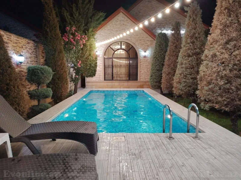 5 otaqlı Həyət evi 200 m² Mərdəkan Kirayə verilir