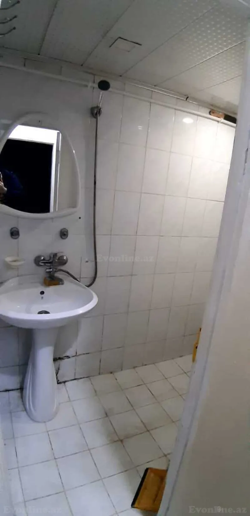 Kirayə verilir 2 otaqlı Mənzil Köhnə tikili 33 m² 20 Yanvar m. - şəkil 2