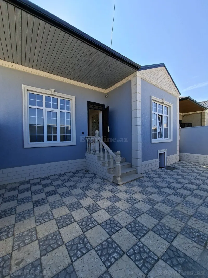 3 otaqlı Həyət evi 90 m² Binə Satılır
