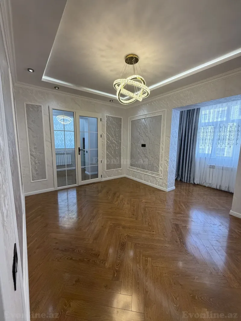 Satılır 3 otaqlı Mənzil Köhnə tikili 65 m² Xalqlar Dostluğu m.