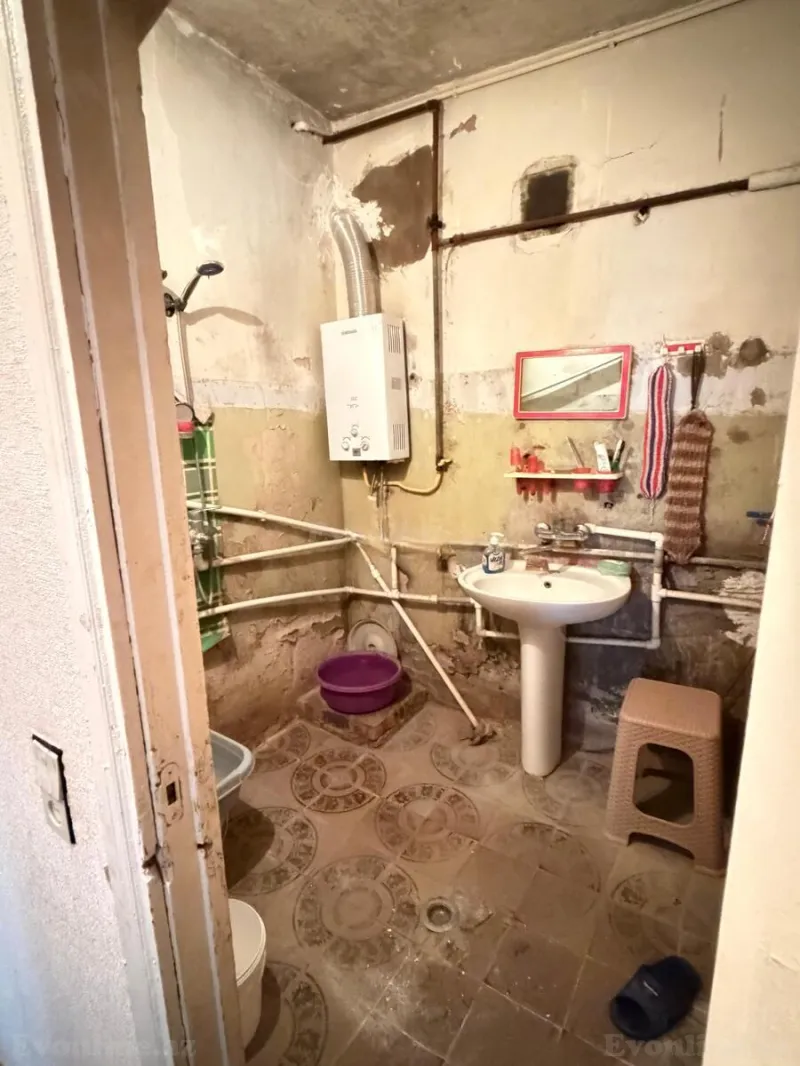 Satılır 2 otaqlı Mənzil Köhnə tikili 58 m² Əhmədli m. - şəkil 11