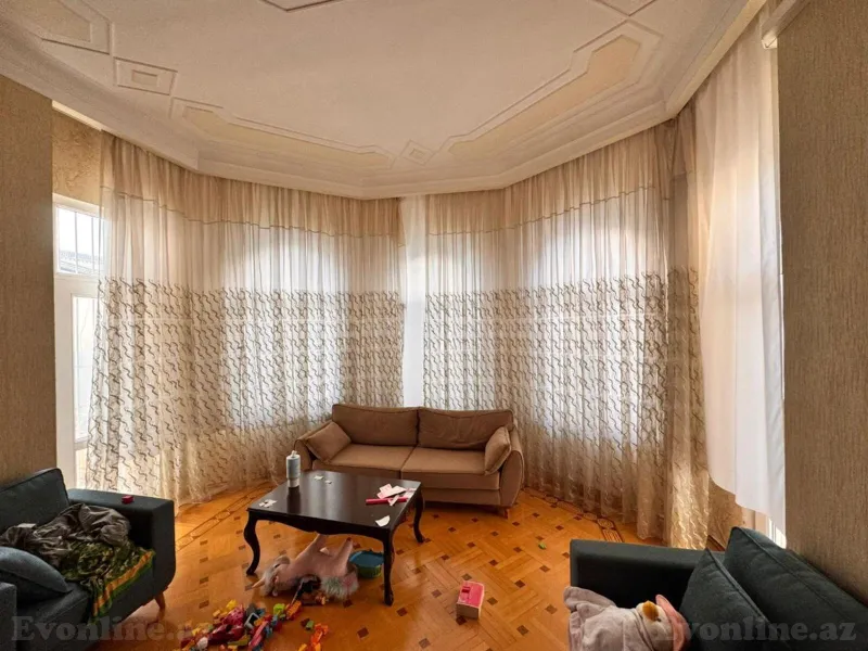 Satılır 8 otaqlı Həyət evi 300 m² Elmlər Akademiyası m. - şəkil 5