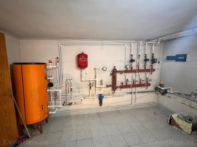 Satılır 8 otaqlı Həyət evi 300 m² Elmlər Akademiyası m. - şəkil 16