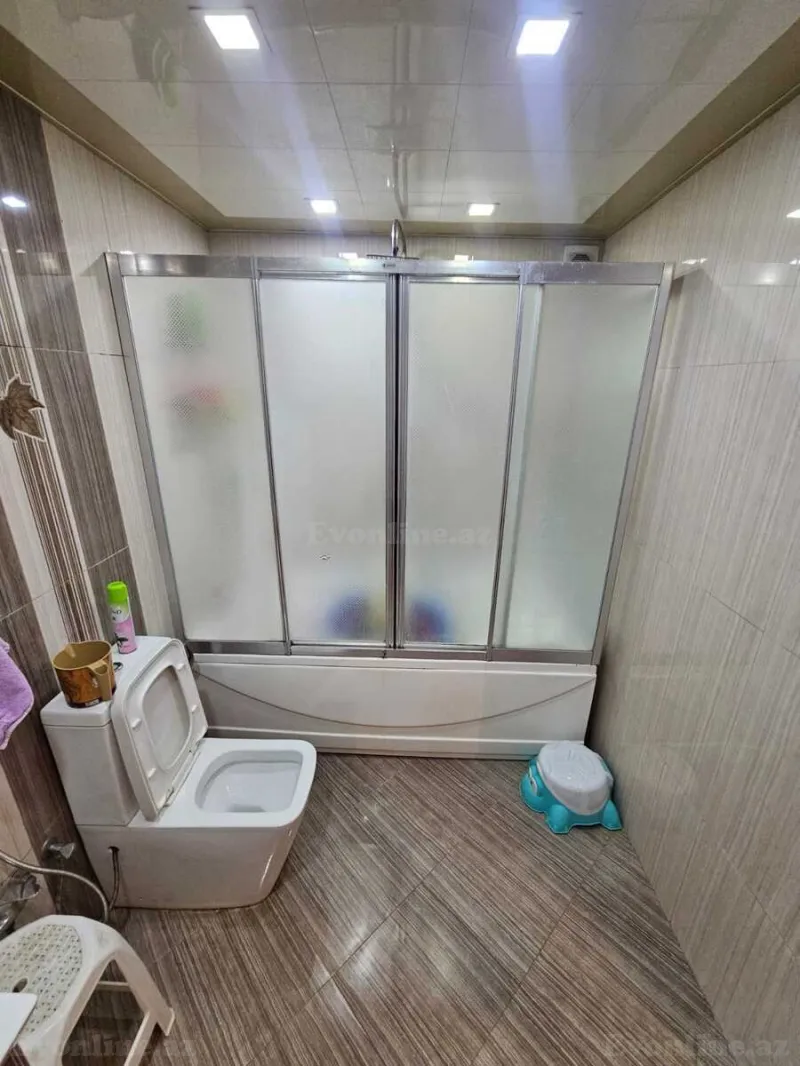 Satılır 2 otaqlı Mənzil Yeni tikili 105 m² Neftçilər m. - şəkil 13