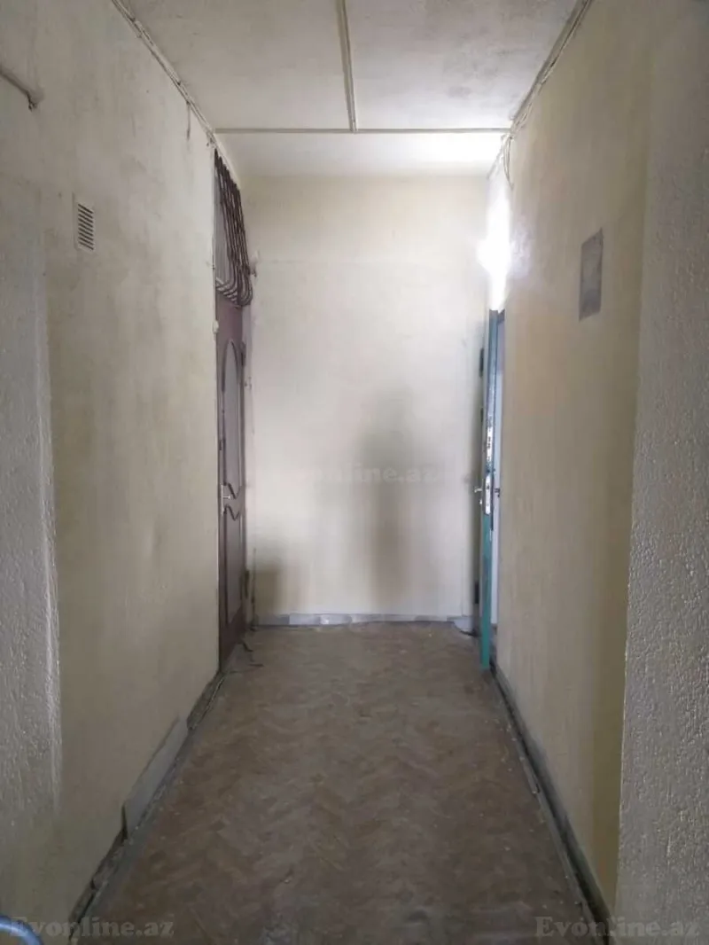 Kirayə verilir 2 otaqlı Mənzil Köhnə tikili 30 m² Həzi Aslanov m. - şəkil 2