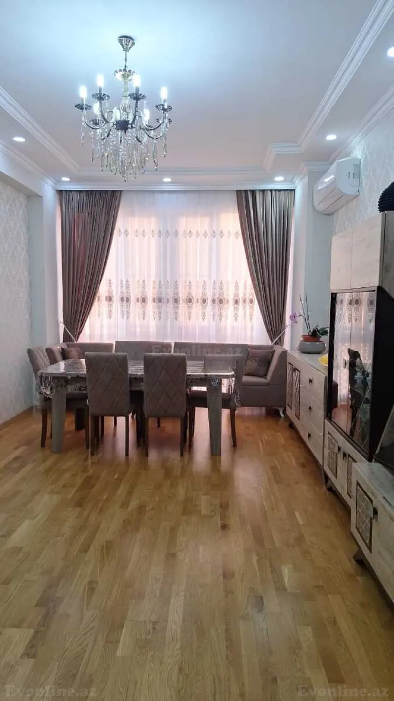 3 otaqlı Mənzil 104 m² Qara Qarayev m. Satılır