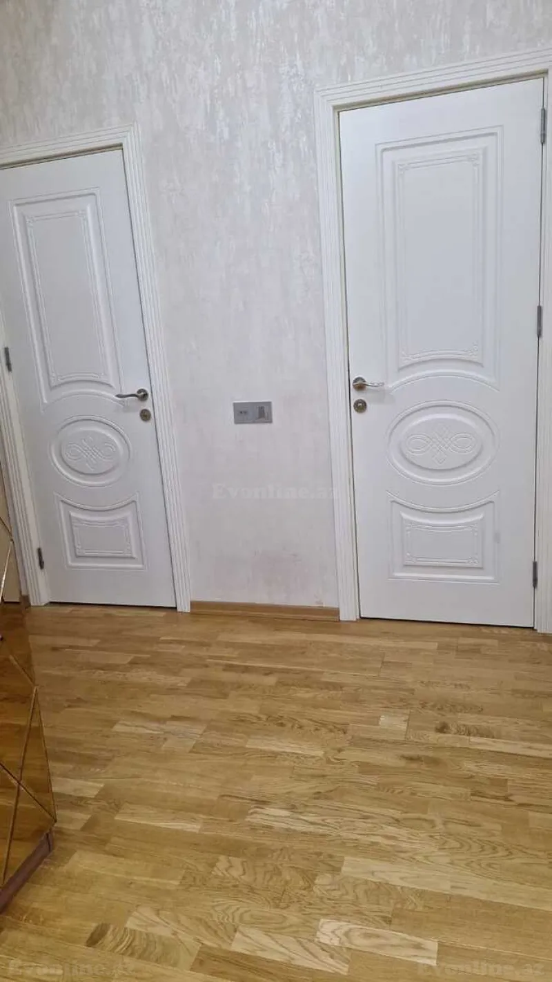 Satılır 3 otaqlı Mənzil Yeni tikili 104 m² Qara Qarayev m. - şəkil 12