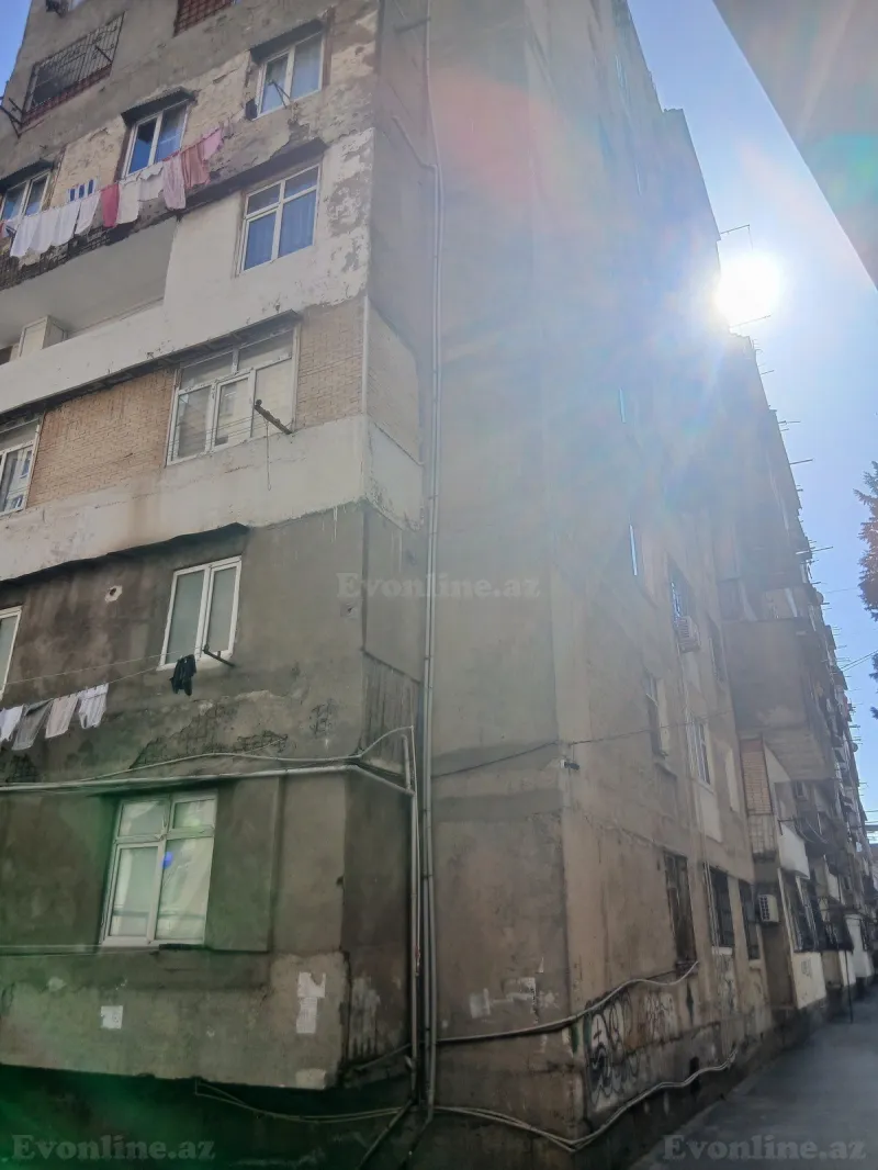 Satılır 2 otaqlı Mənzil Köhnə tikili 50 m² Azadlıq prospekti m. - şəkil 4