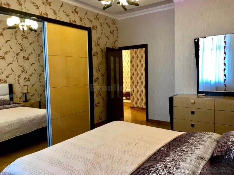 Kirayə verilir 3 otaqlı Mənzil Yeni tikili 160 m² 28 May m. - şəkil 10