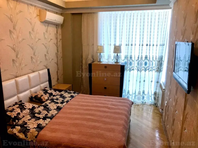 Kirayə verilir 3 otaqlı Mənzil Yeni tikili 160 m² 28 May m. - şəkil 25