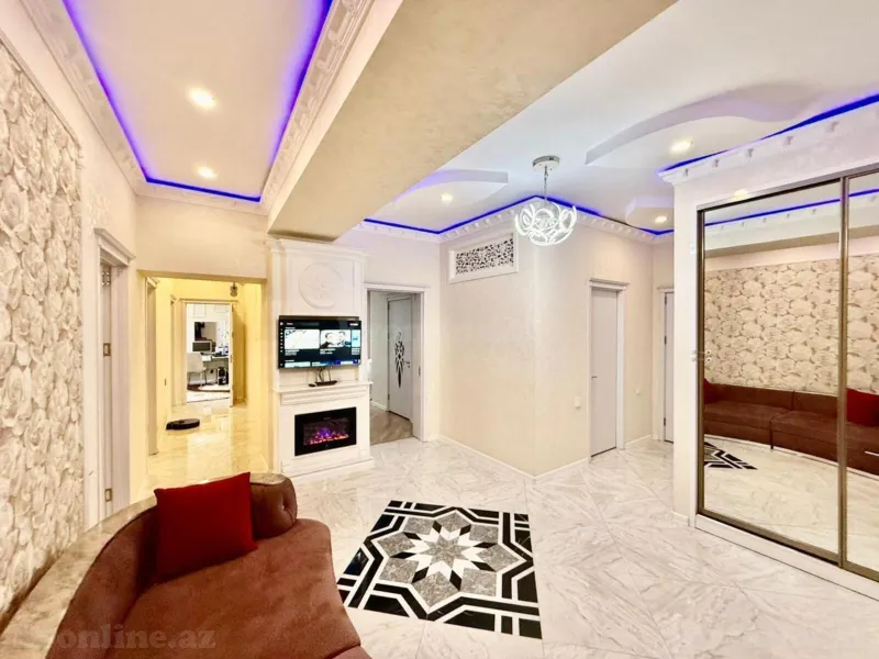 Satılır 5 otaqlı Mənzil Yeni tikili 156 m² İnşaatçılar m. - şəkil 2