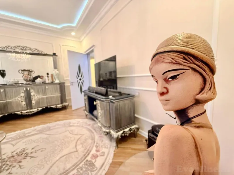 Satılır 5 otaqlı Mənzil Yeni tikili 156 m² İnşaatçılar m. - şəkil 3
