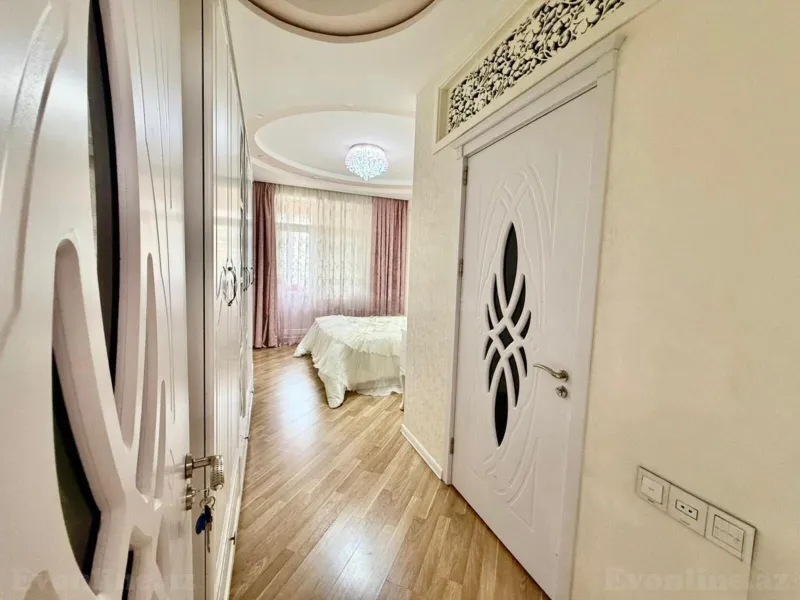 Satılır 5 otaqlı Mənzil Yeni tikili 156 m² İnşaatçılar m. - şəkil 5