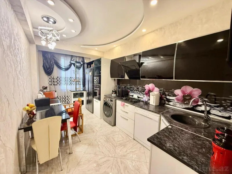 Satılır 5 otaqlı Mənzil Yeni tikili 156 m² İnşaatçılar m. - şəkil 10