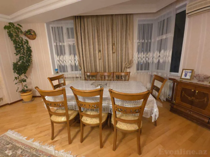 Satılır 4 otaqlı Mənzil Yeni tikili 150 m² 28 May m. - şəkil 2