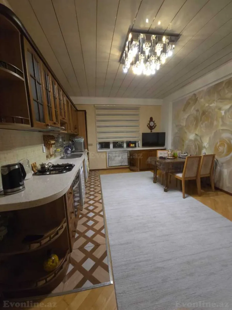 Satılır 4 otaqlı Mənzil Yeni tikili 150 m² 28 May m. - şəkil 13