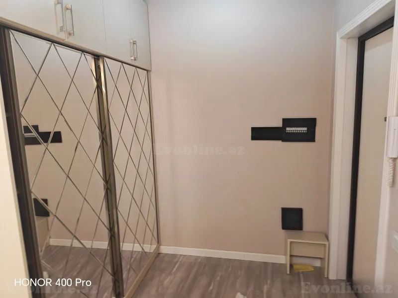 Kirayə verilir 2 otaqlı Mənzil Yeni tikili 90 m² Qara Qarayev m. - şəkil 16