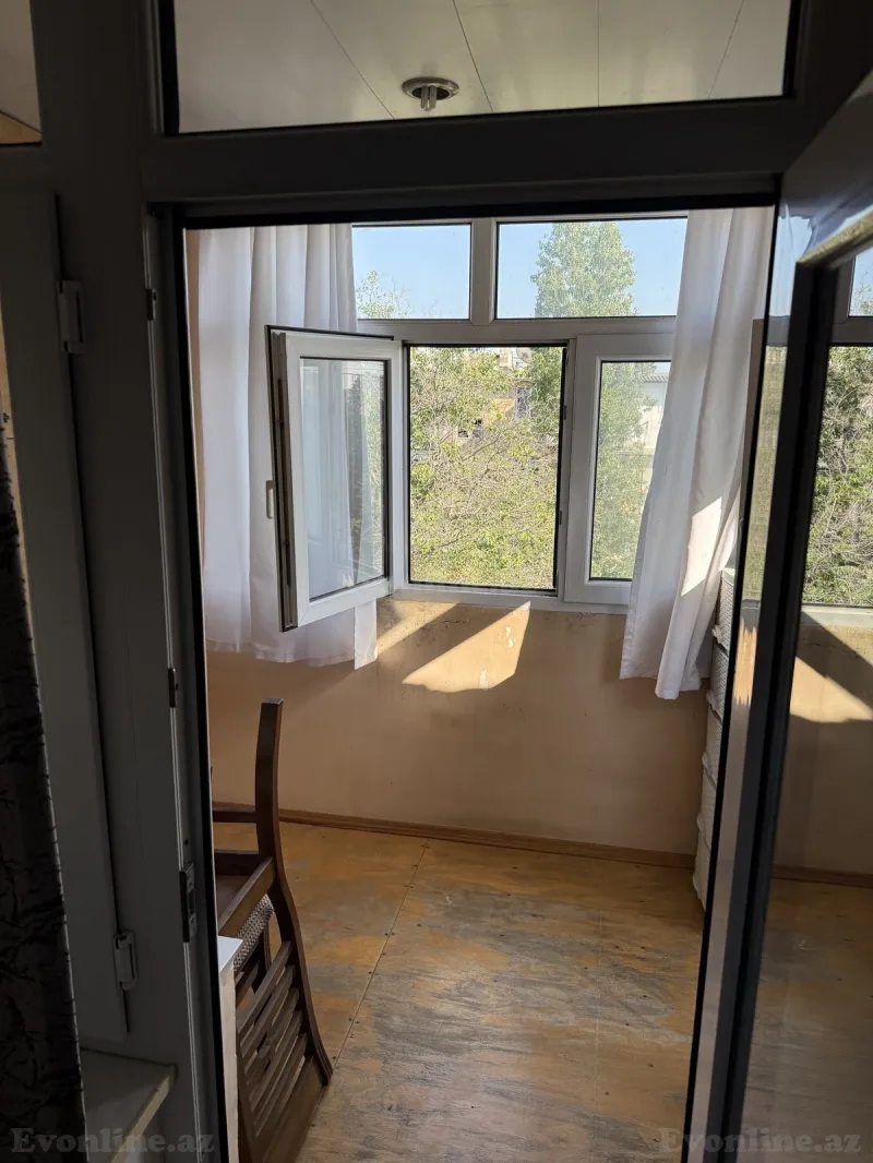 Satılır 3 otaqlı Mənzil Köhnə tikili 70 m² Neftçilər m. - şəkil 7