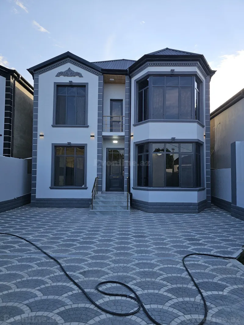 5 otaqlı Həyət evi 160 m² Binə Satılır