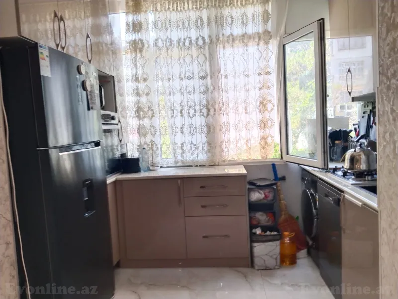 Satılır 4 otaqlı Mənzil Köhnə tikili 65 m² Nizami m. - şəkil 3