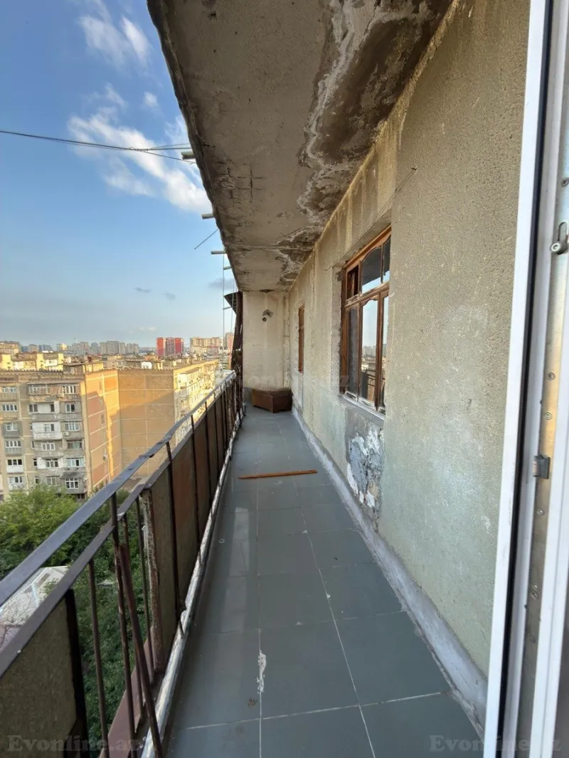Satılır 5 otaqlı Mənzil Köhnə tikili 130 m² Yeni Yasamal - şəkil 9