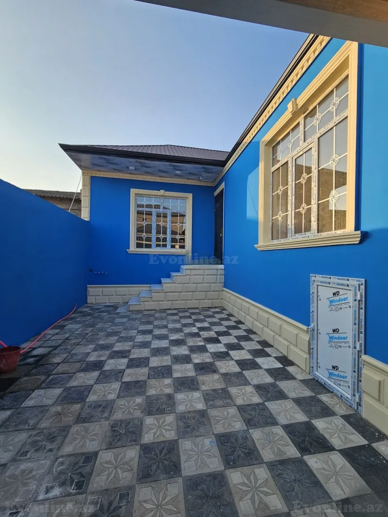 3 otaqlı Həyət evi 80 m² Binə Satılır