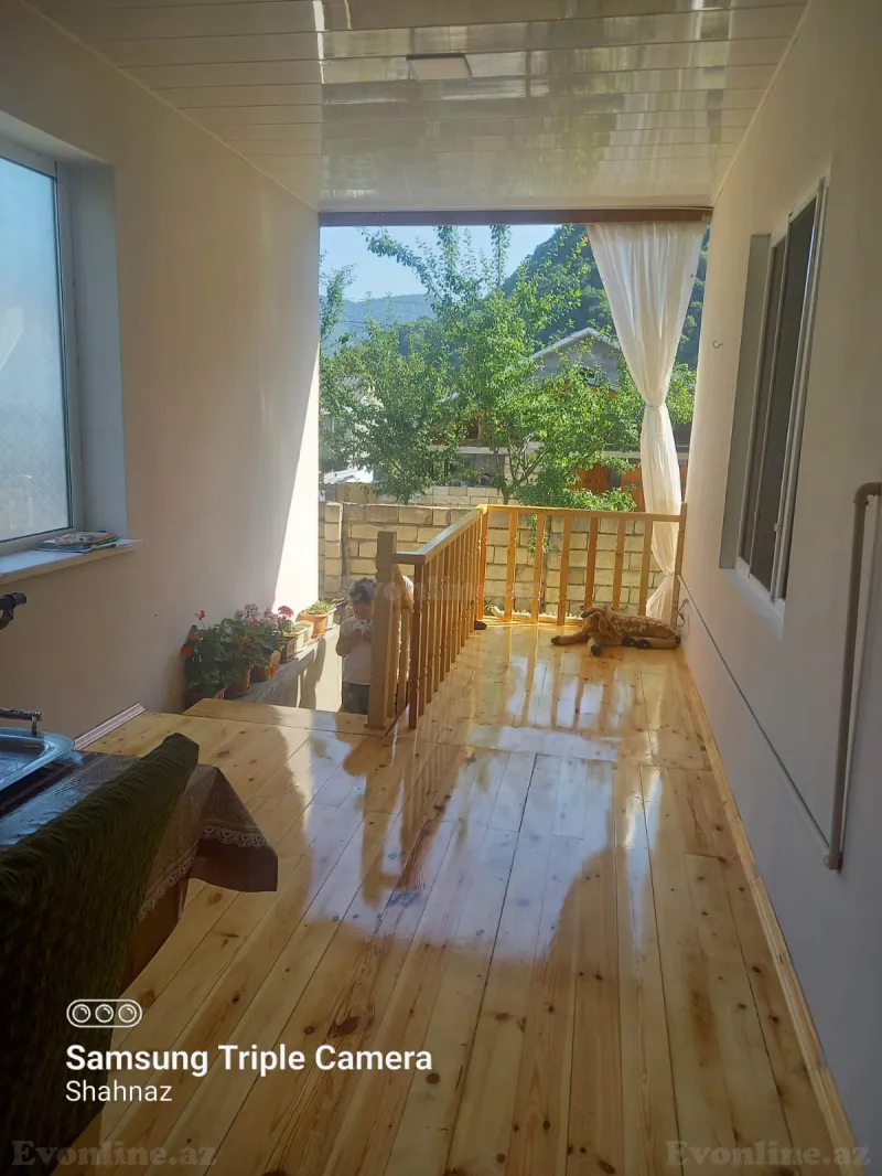 Kirayə verilir 63 otaqlı Həyət evi 150 m² Qax - şəkil 2