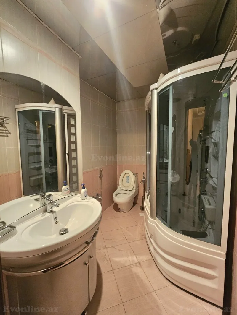 Kirayə verilir 3 otaqlı Mənzil Yeni tikili 180 m² Nəriman Nərimanov m. - şəkil 15