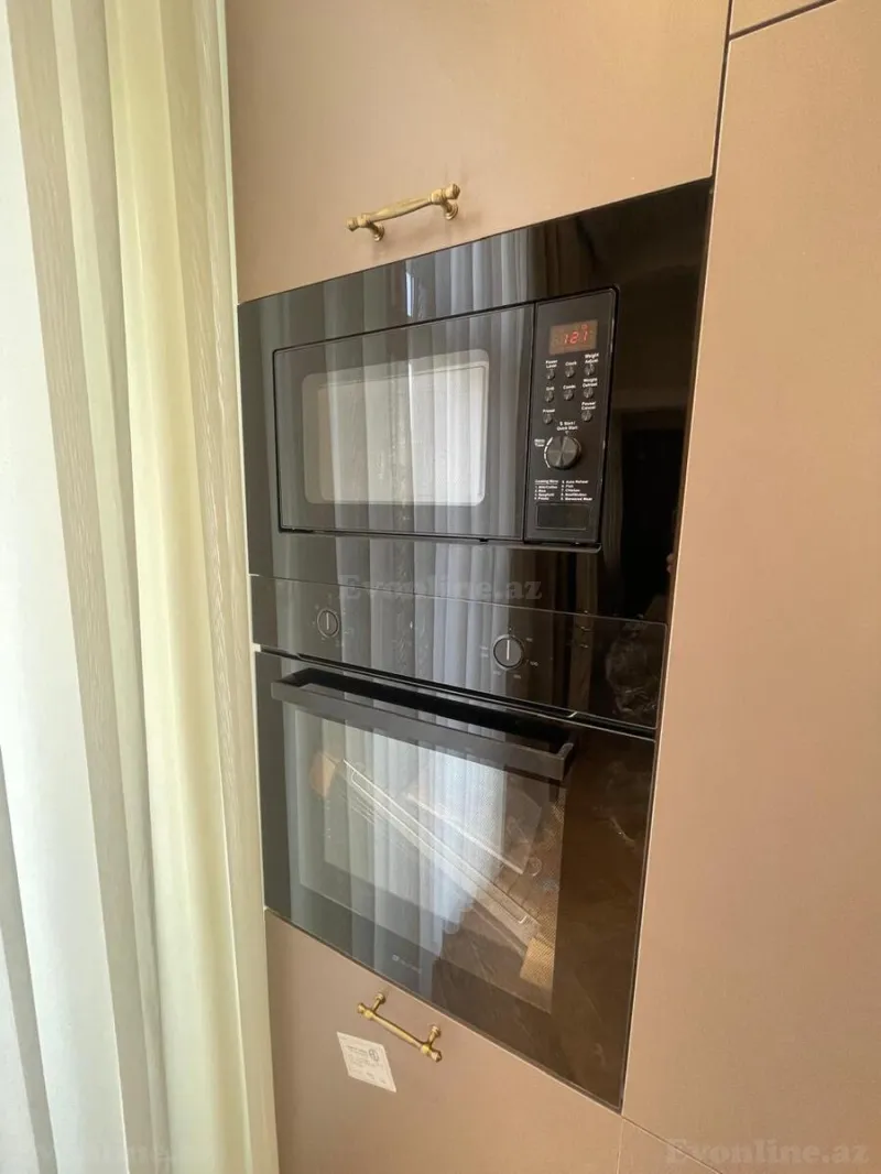 Kirayə verilir 2 otaqlı Mənzil Yeni tikili 75 m² Nizami m.