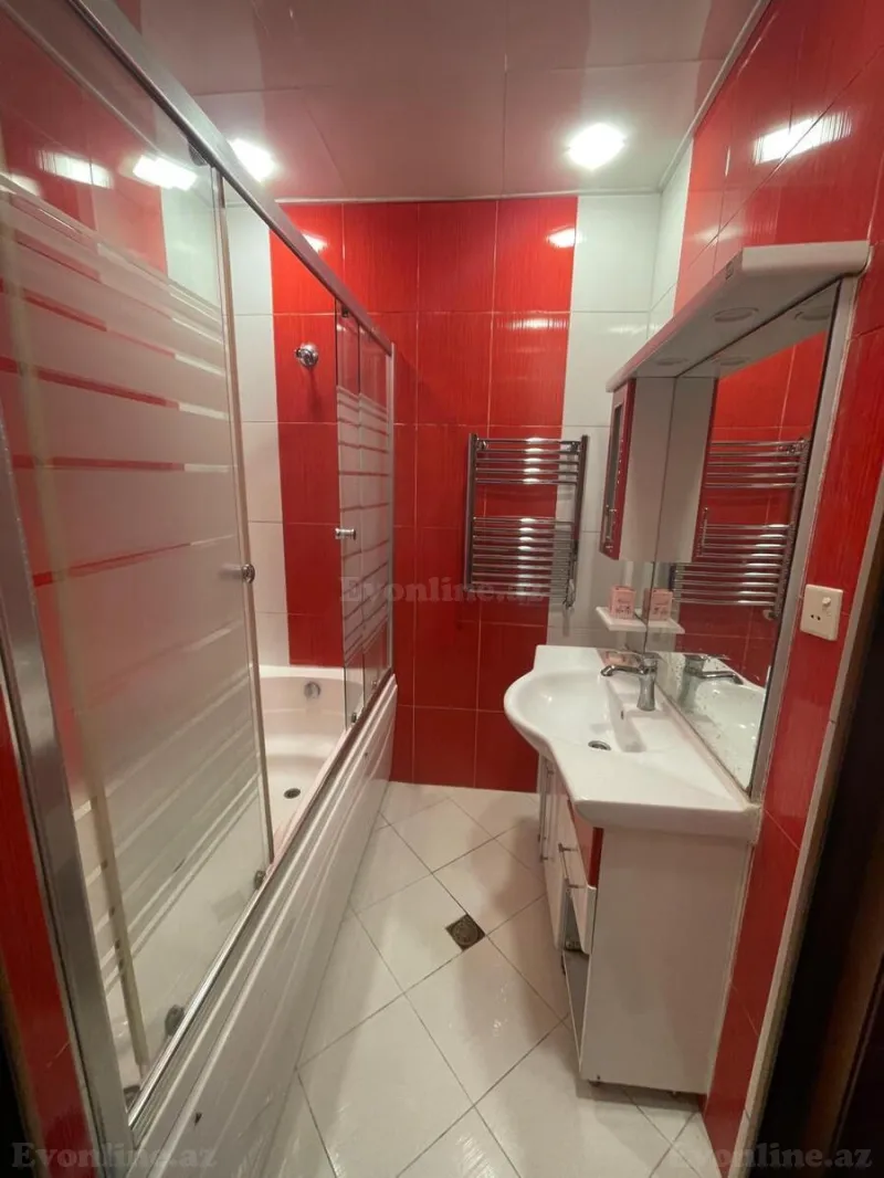 Kirayə verilir 2 otaqlı Mənzil Yeni tikili 88 m² İnşaatçılar m. - şəkil 6