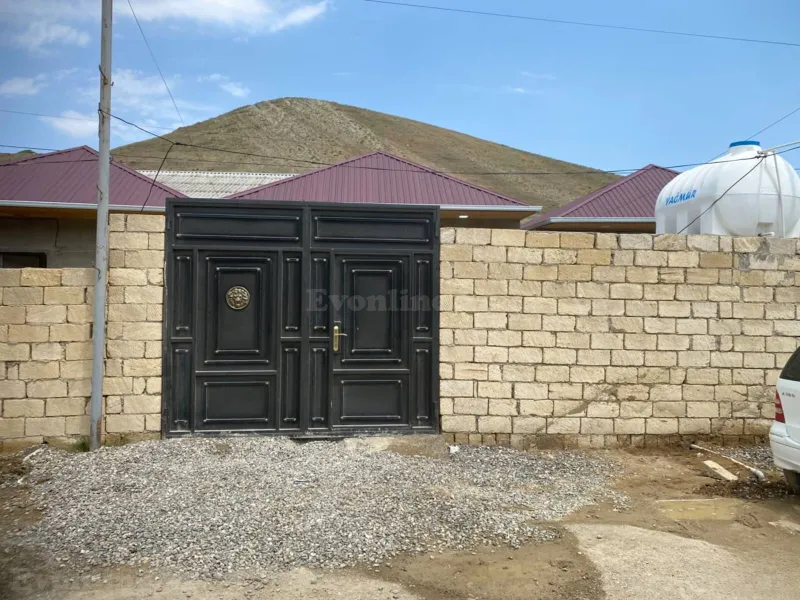 2 otaqlı Həyət evi 80 m² Qobu Satılır