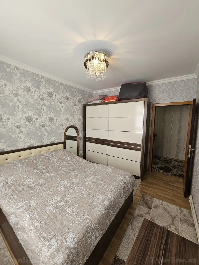 Satılır 5 otaqlı Mənzil Köhnə tikili 130 m² Yeni Günəşli - şəkil 8