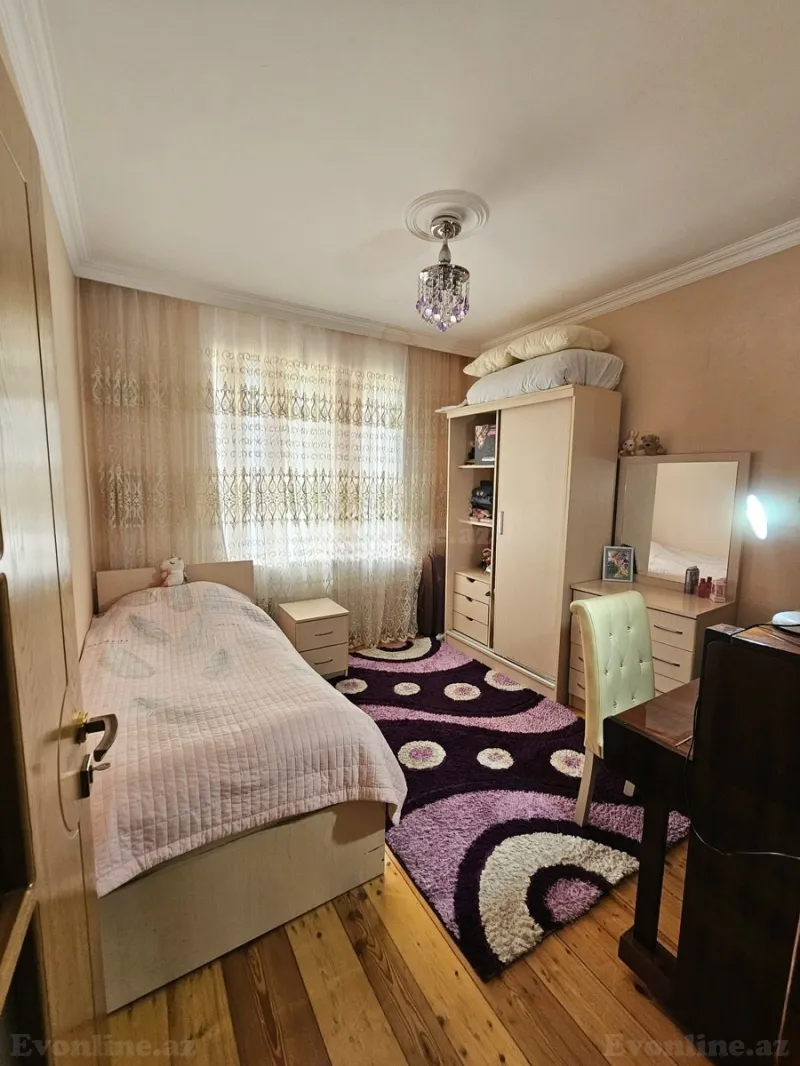 Satılır 5 otaqlı Mənzil Köhnə tikili 130 m² Yeni Günəşli - şəkil 11