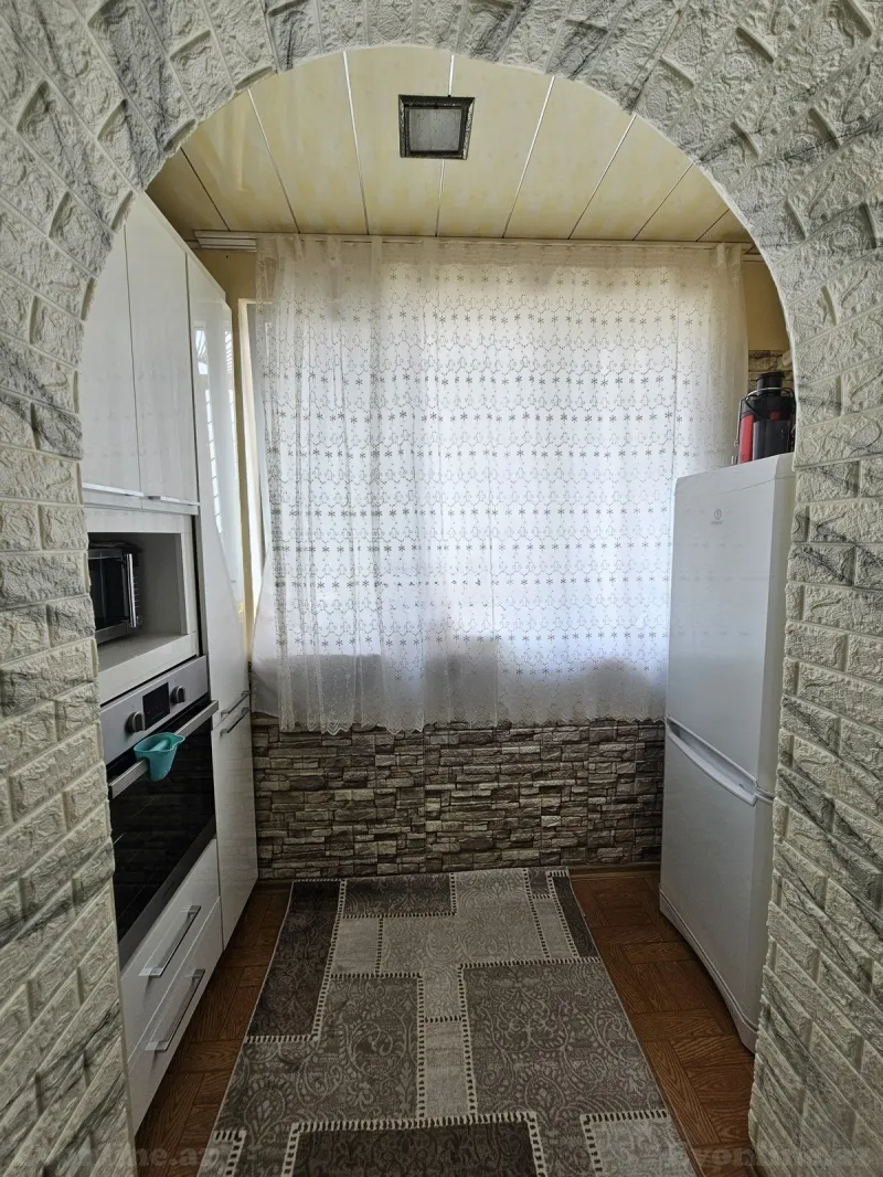 Satılır 5 otaqlı Mənzil Köhnə tikili 130 m² Yeni Günəşli - şəkil 14