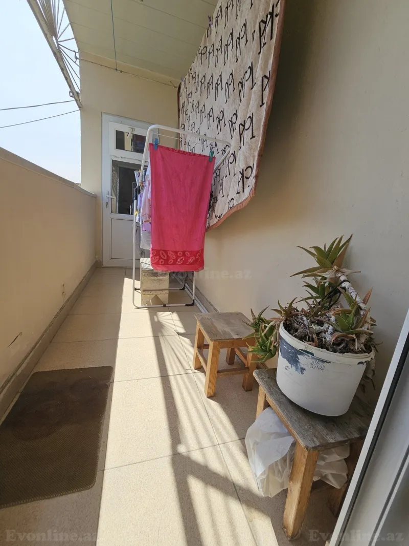 Satılır 5 otaqlı Mənzil Köhnə tikili 130 m² Yeni Günəşli - şəkil 20