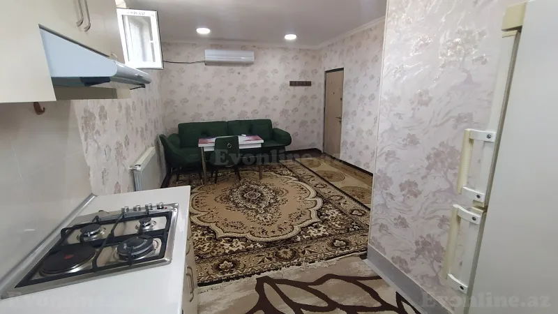 Kirayə verilir 2 otaqlı Həyət evi 50 m² 8 Noyabr m. - şəkil 3