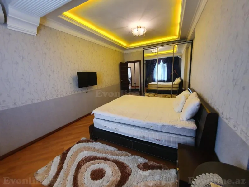 Satılır 2 otaqlı Mənzil Yeni tikili 120 m² Sahil m. - şəkil 2